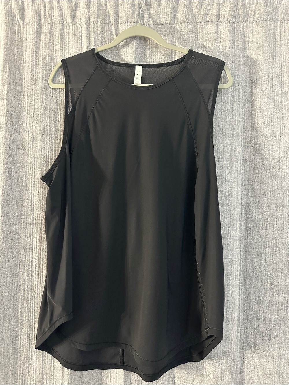 lululemon athletica Black Mesh-Shoulder Active Tank